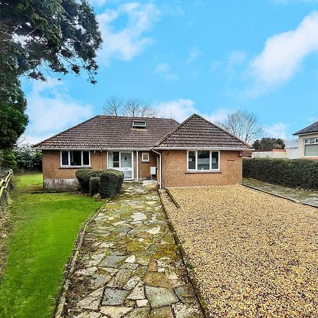 The Lockett Wonderful Large Bungalow Plympton, Plymouth Free Parking By Staystaycations Dış mekan fotoğraf