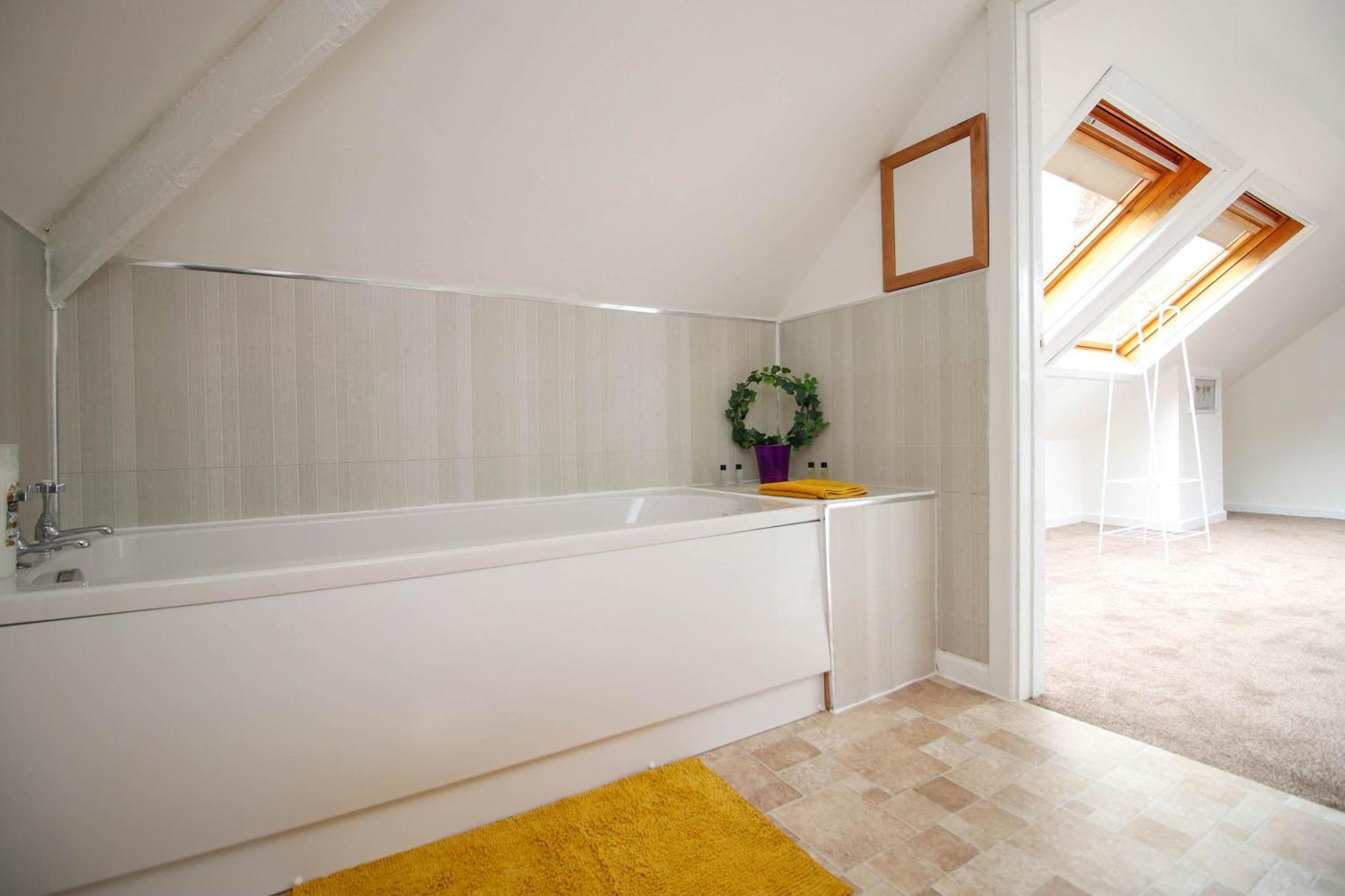 The Lockett Wonderful Large Bungalow Plympton, Plymouth Free Parking By Staystaycations Dış mekan fotoğraf